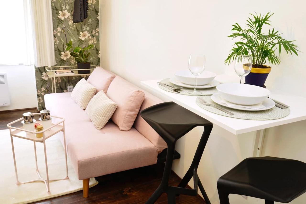 Lazy Sofa ° Apartment Hradec Kralove Exterior foto